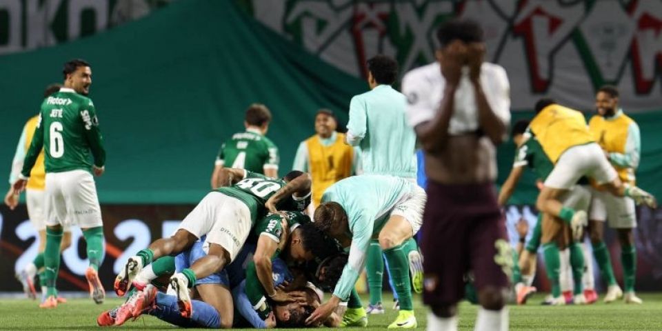 Palmeiras faz virada histórica, goleia a LDU e avança à final da Libertadores