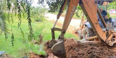 Infraestrutura realiza ações de melhorias na drenagem e na limpeza urbana em dois bairros de Camaquã