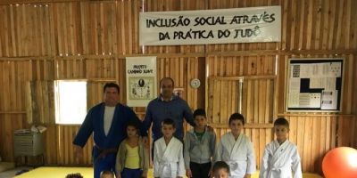 Professores de Judô de Dom Feliciano participam de curso de qualificação