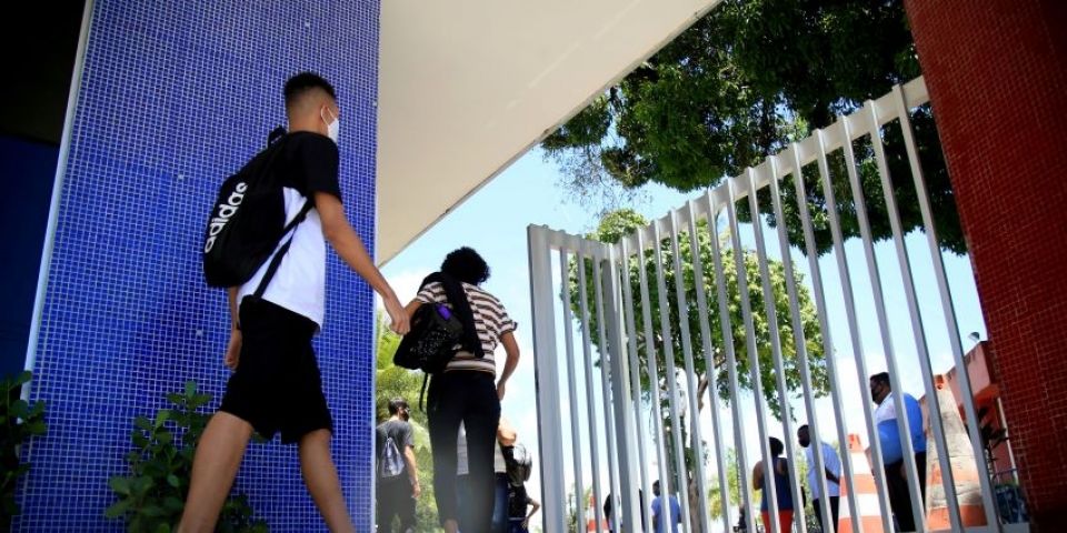 Enem: 5 dicas para não zerar a redação