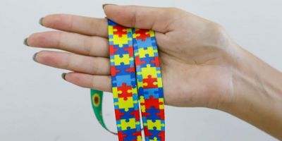 Autistas Brasil repudia assassinato de criança autista e exige justiça e políticas efetivas de proteção à criança com deficiência
