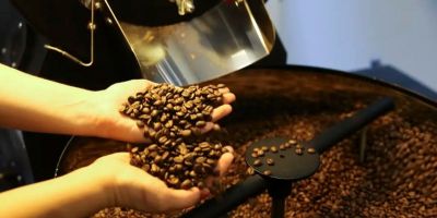 EUA reduzem tarifas para café, laranja, carne bovina e outros produtos