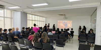 Alunos da Rede Municipal de Ensino de Camaquã participam da programação da Semana do Empreendedorismo