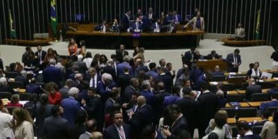 Câmara aprova texto-base do projeto de lei antifacção