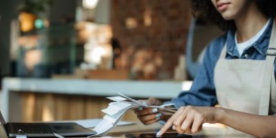 Com reforma tributária, bares e restaurantes terão regime específico; especialista explica impactos