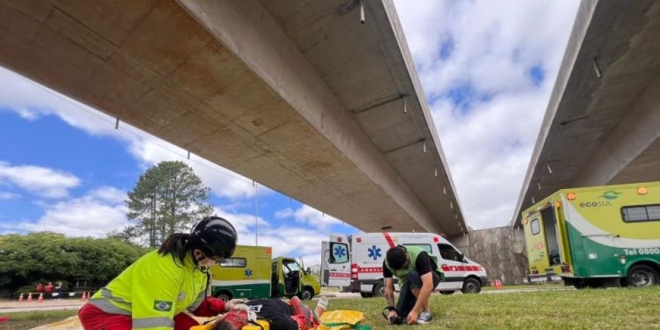 FOTOS: simulado com múltiplas vítimas na BR-116 mensura tempo de atendimento das equipes de socorro médico