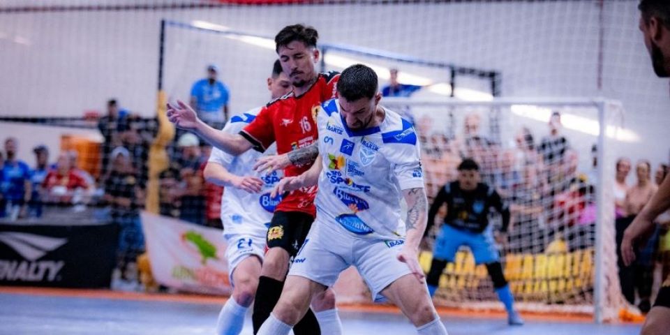 Vélez Camaquã perde a final do Gauchão de Futsal Série B 2025 para a ATLEC