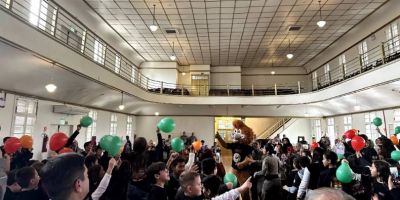 Brigada Militar realiza formatura de cerca de 140 estudantes do Proerd em Camaquã