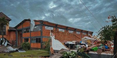 Defesa Civil Estadual atua no apoio ao município de Flores da Cunha após vendaval