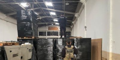 Ação conjunta da PF e RF desarticula fábrica clandestina de cigarros no RS