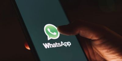 Brasileiro está falando menos de política no WhatsApp, mostra estudo