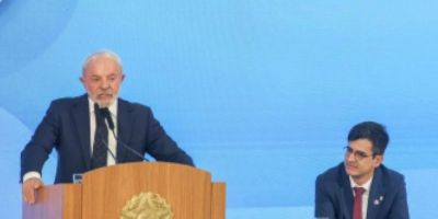 "Enfrentamento à violência contra mulher é prioridade na agenda", afirma Lula