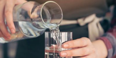 Arambaré contrata laboratório para analisar água de poço em escola