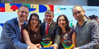 Governo do RS recebe Prêmio Brasil Sem Fome em Brasília