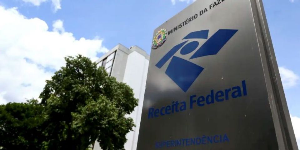 Arrecadação federal bate recorde de R$ 226,75 bilhões em novembro