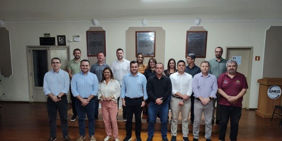 Prefeito Abner Dillmann anuncia mudanças no secretariado e estrutura das pastas