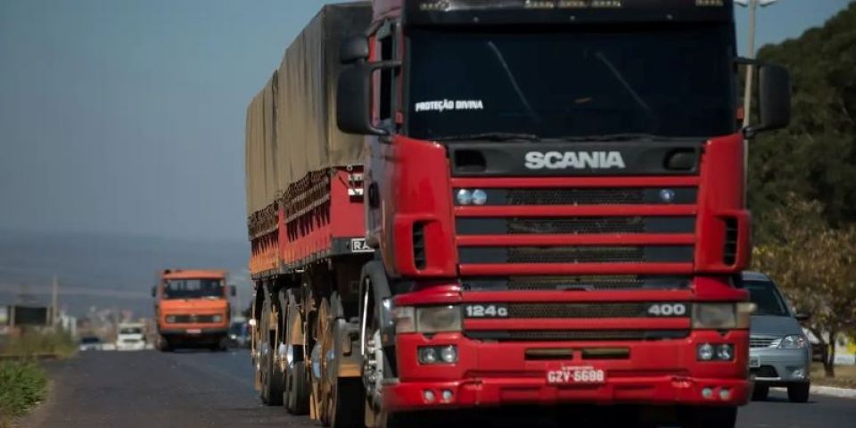 PRF reforça fiscalização em rodovias federais na Operação Natal