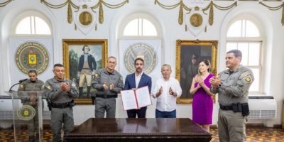 Eduardo Leite sanciona Lei de Organização Básica da Brigada Militar (BM)