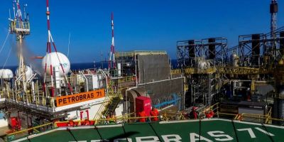 Produção de petróleo e gás atinge 4,921 milhões de barris em novembro