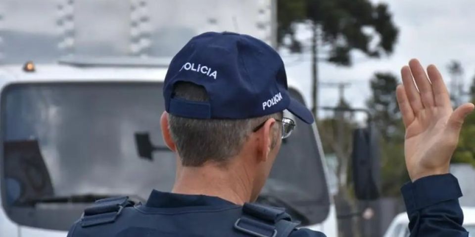 Acidentes em estradas federais durante o feriado de Ano Novo matam 109 pessoas