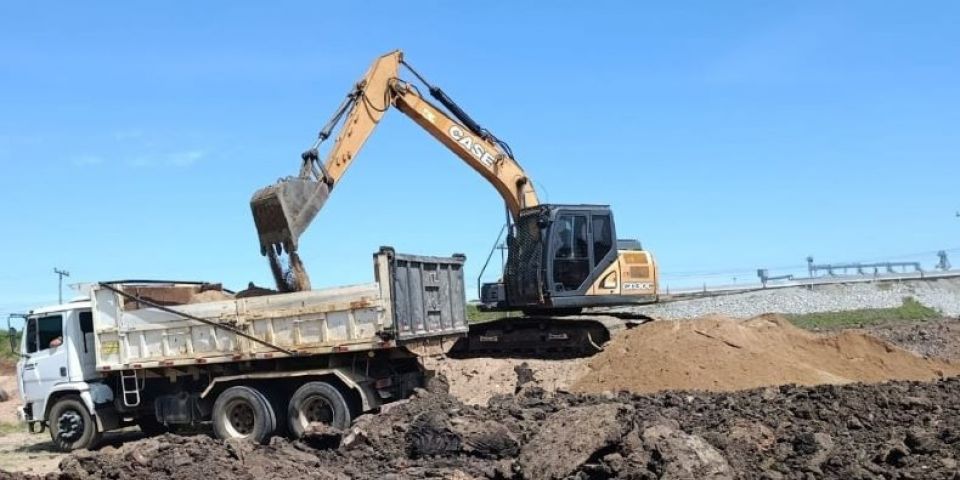 Prefeitura de Camaquã inicia preparação do terreno para construção do CRAS no bairro Getúlio Vargas