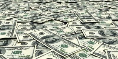 Brasil tem segunda maior saída de dólares da história em 2025