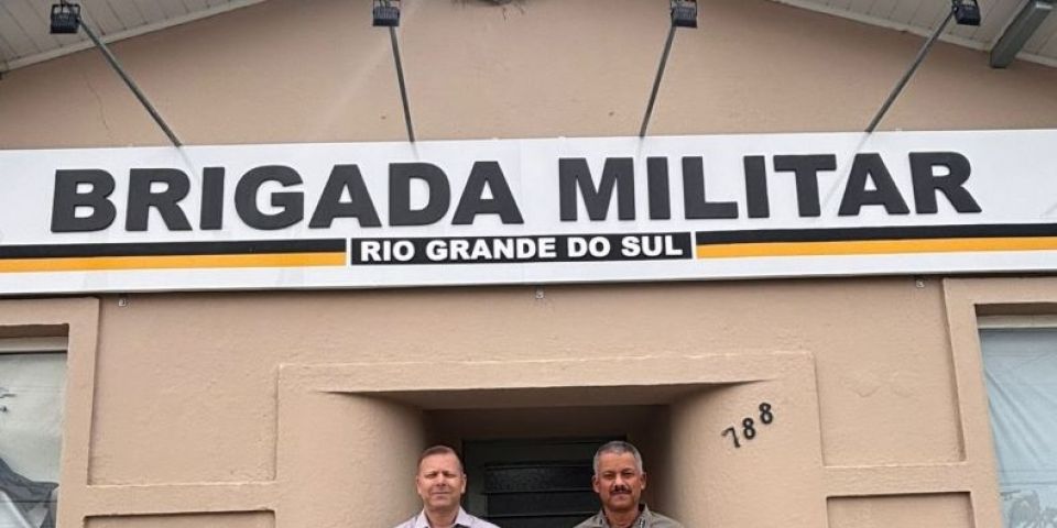 Marcelo Nunes Ferreira, secretário de Segurança e Mobilidade Urbana de Camaquã, visita o novo comandante do 30º BPM