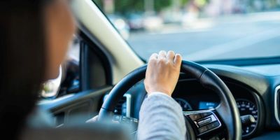 IPVA pesa no bolso dos brasileiros e falta de planejamento preocupa motoristas no início do ano, aponta Serasa