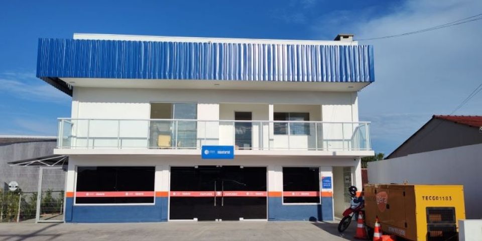 Câmara de Vereadores de Amaral Ferrador promove manifestação pacífica em frente à CEEE Equatorial em Camaquã