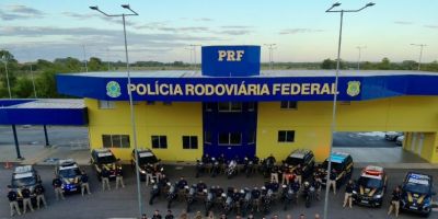 PRF atua na segurança do presidente da República em Rio Grande