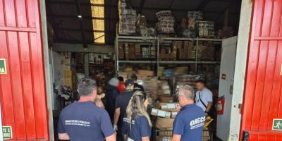 Força-Tarefa apreende 700 kg de produtos impróprios para consumo no Litoral Norte do RS
