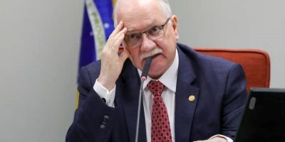 Fachin diz que democracia atravessa tempos desafiadores