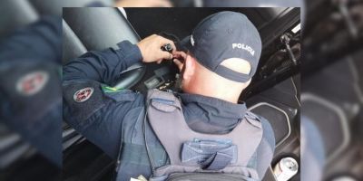 PRF prende casal com carro roubado na BR-101 em Torres
