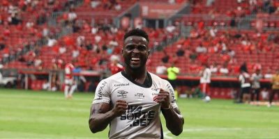 No Beira-Rio, Inter perde por 1 a 0 para o Athletico-PR na estreia do Brasileirão