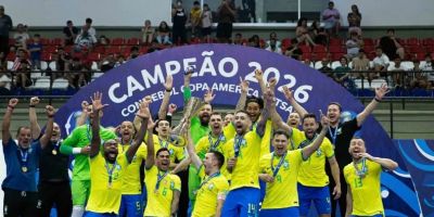Brasil bate Argentina e conquista 12º título na Copa América de Futsal