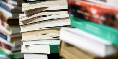 Projeto de Lei estimula a reutilização de livros didáticos e define prazos mínimos de uso