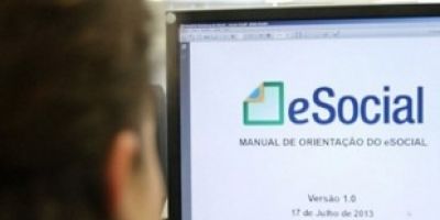 Empregadores domésticos têm até hoje para pagar guia de fevereiro do eSocial