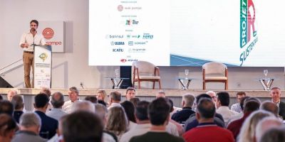 Leite defende convergência e destaca reformas como base do desenvolvimento no 13º Fórum Econômico Gaúcho