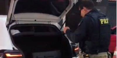 Dois homens são presos com 30 kg de haxixe na BR-116 em Cristal