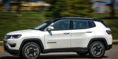 Branca foi a cor de carro usado mais procurada no Brasil em 2025, segundo a Webmotors