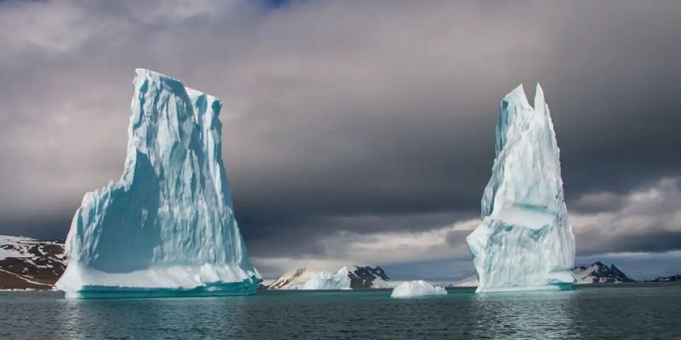 Estudo brasileiro alerta para degelo acelerado nas calotas polares