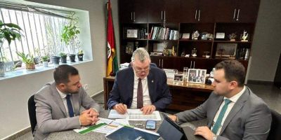 Prefeitura de Camaquã garante mais de R$ 3 milhões em recursos após agenda em Brasília