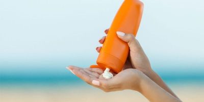 Comissão aprova classificação de repelentes e protetores solares como bens essenciais 